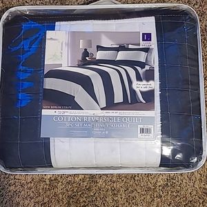 Brand new queen 3pc set